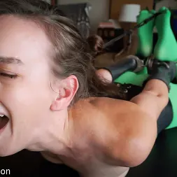 Elise Graves en 'Kink Partners' Al grano (Miniatura 10)