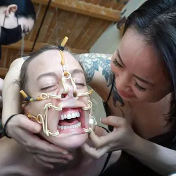 Elise Graves en 'Kink Partners' En el paraíso de los cerdos (Miniatura 16)