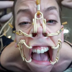 Elise Graves en 'Kink Partners' En el paraíso de los cerdos (Miniatura 17)