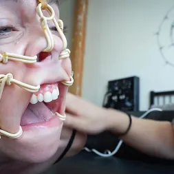 Elise Graves en 'Kink Partners' En el paraíso de los cerdos (Miniatura 24)