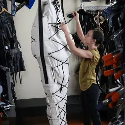 Elise Graves en 'Kink Partners' Correo basura (Miniatura 9)