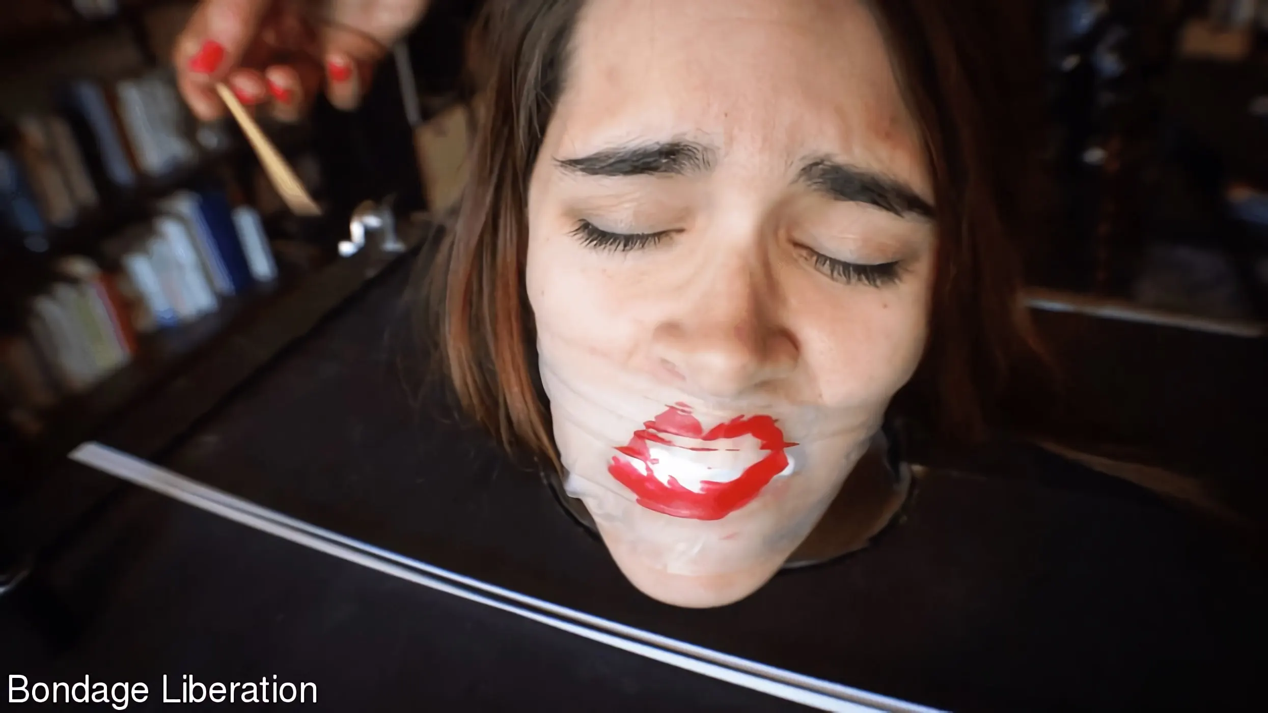 Kink Partners 'Fruta al alcance de la mano' protagonizando Elise Graves (foto 3)