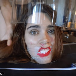 Elise Graves に 'Kink Partners' ぶら下がっている果物 (サムネイル 6)