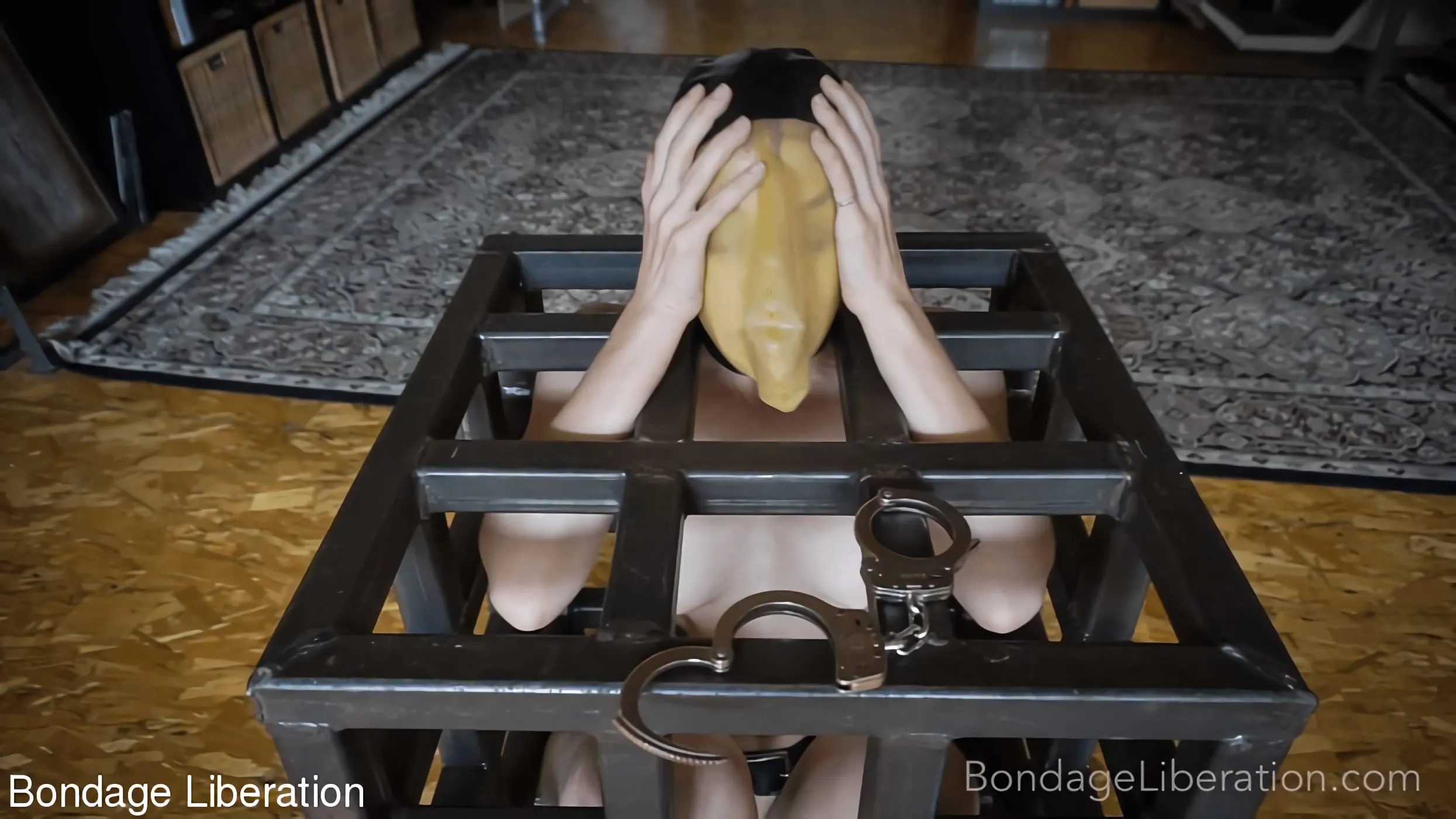 Kink Partners 'Capucha de rebreather autosujeción' protagonizando Elise Graves (foto 6)