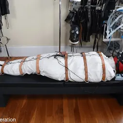 Elise Graves en 'Kink Partners' Alguien está emocionado (Miniatura 15)