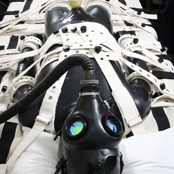 Elise Graves en 'Kink Partners' Burla y negación de la respiración (Miniatura 11)