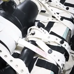 Elise Graves en 'Kink Partners' Burla y negación de la respiración (Miniatura 14)