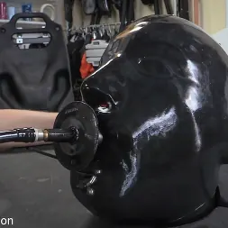 Elise Graves en 'Kink Partners' Burla en una caja (Miniatura 10)