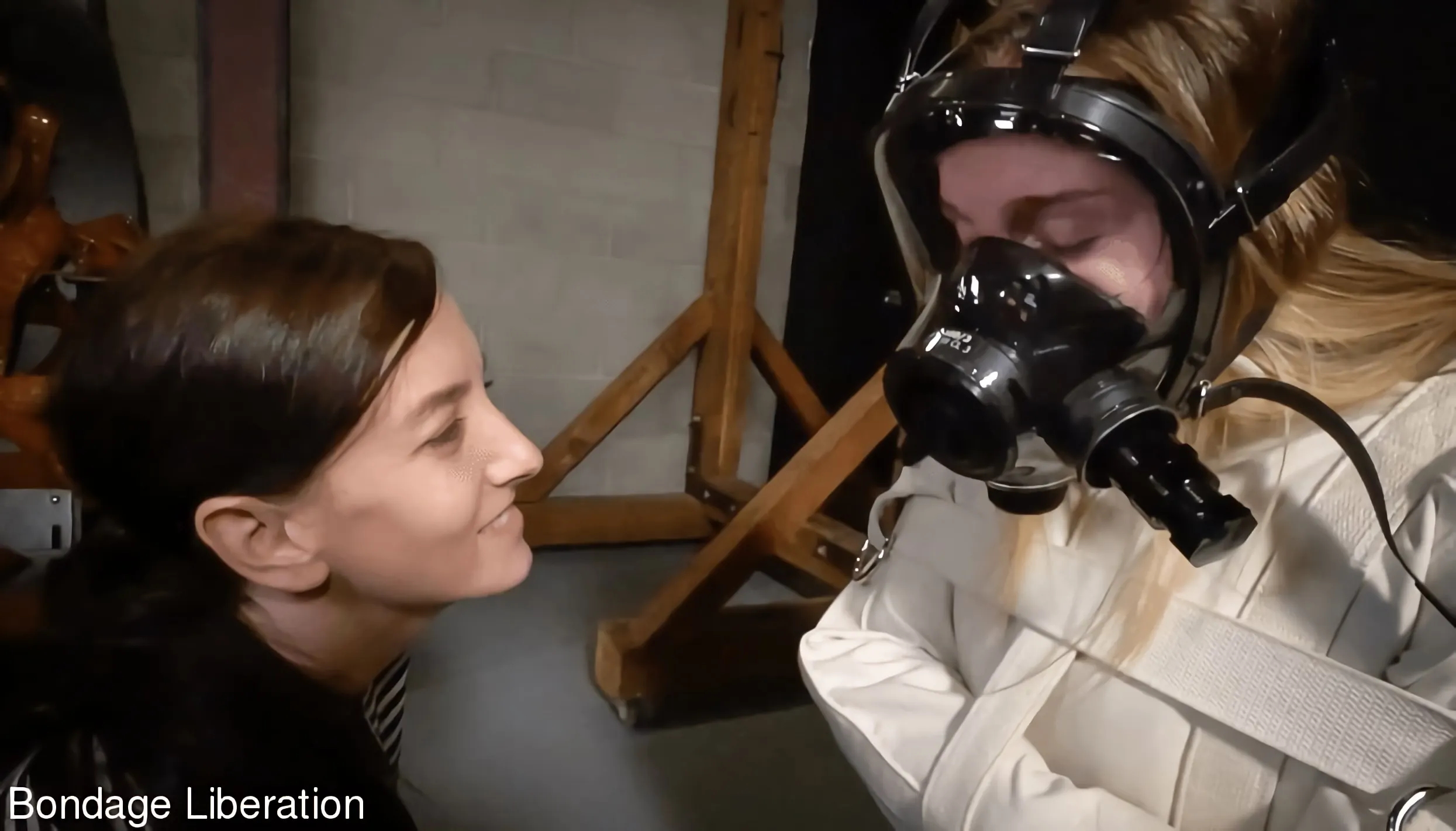 Kink Partners 'El viaje de tu vida' protagonizando Elise Graves (foto 4)