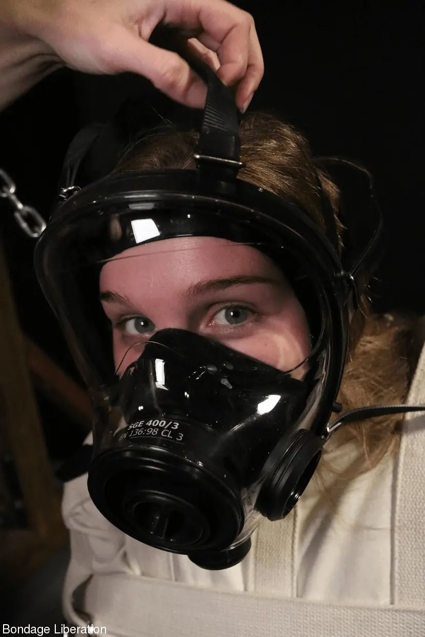 Kink Partners 'El viaje de tu vida' protagonizando Elise Graves (foto 22)