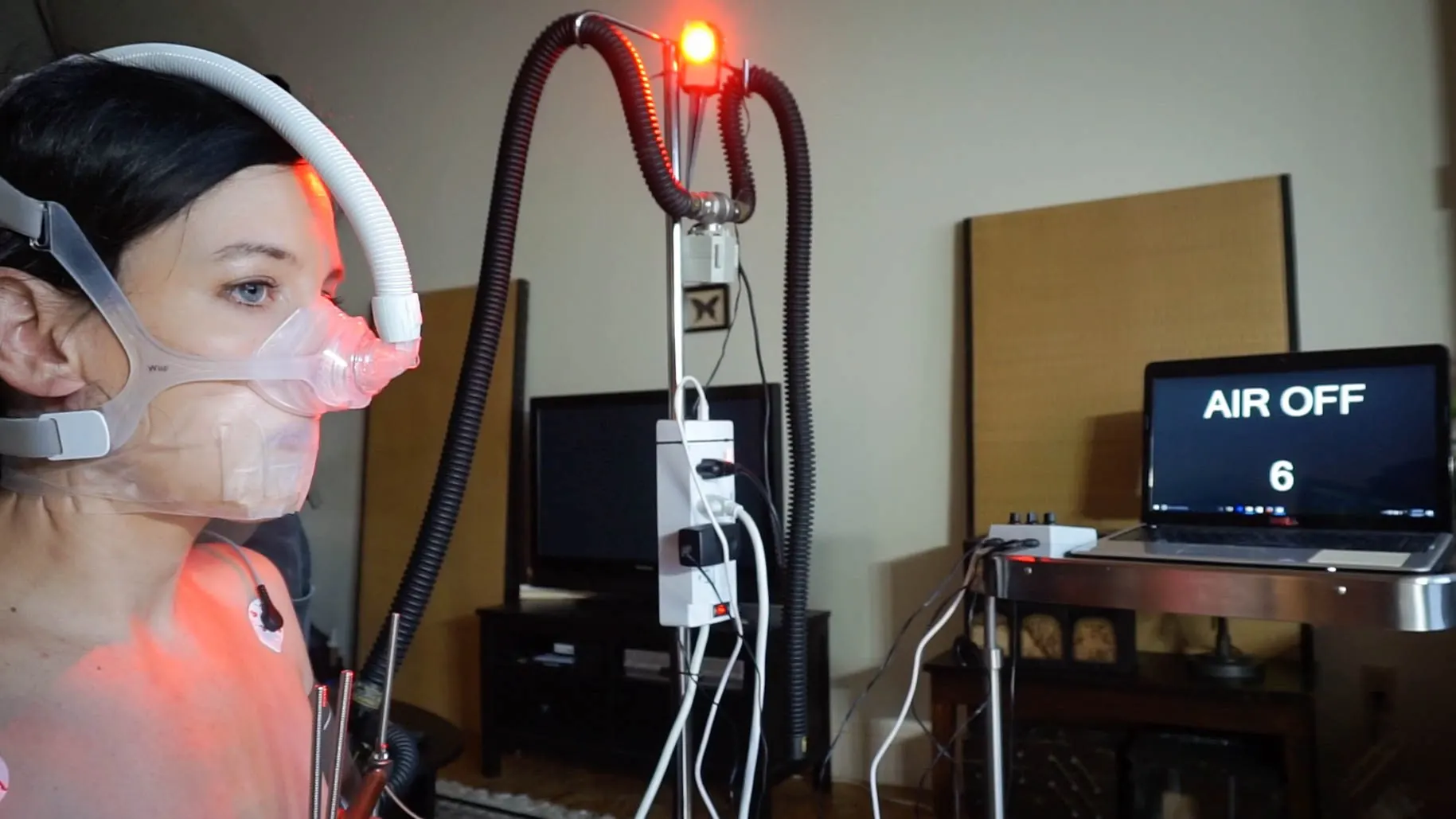 Kink Partners 'Es hora de respirar' protagonizando Elise Graves (foto 1)