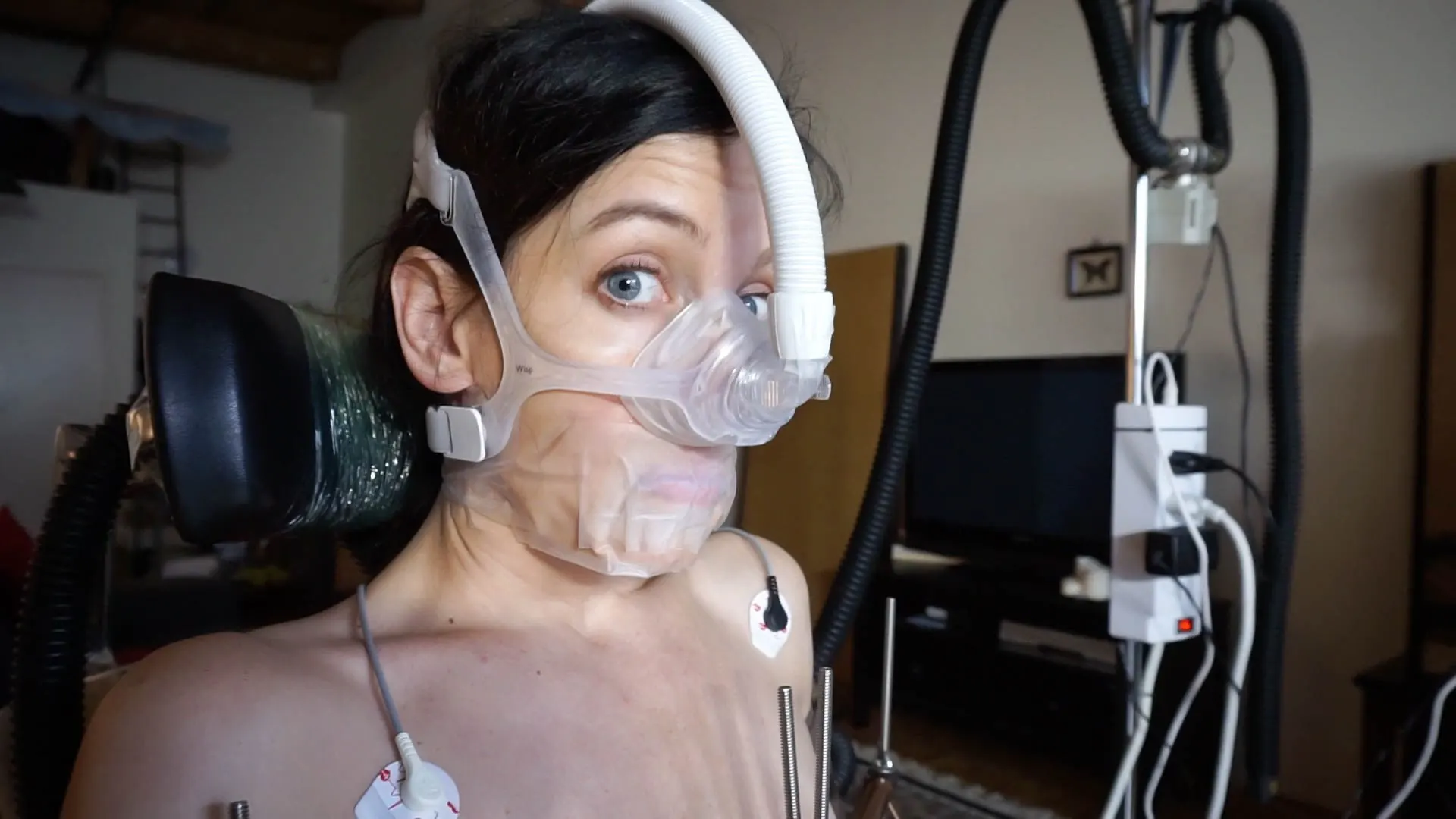 Kink Partners 'Es hora de respirar' protagonizando Elise Graves (foto 4)