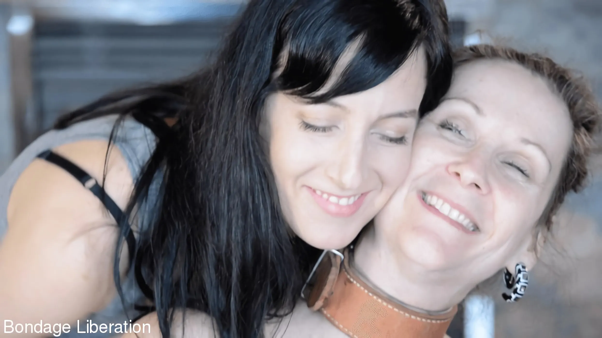 Kink Partners 'Demasiado cerca para la comodidad' protagonizando Elise Graves (foto 12)