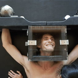 Elise Graves in 'Kink Partners' Trapped in a Tease Box (Thumbnail 3)