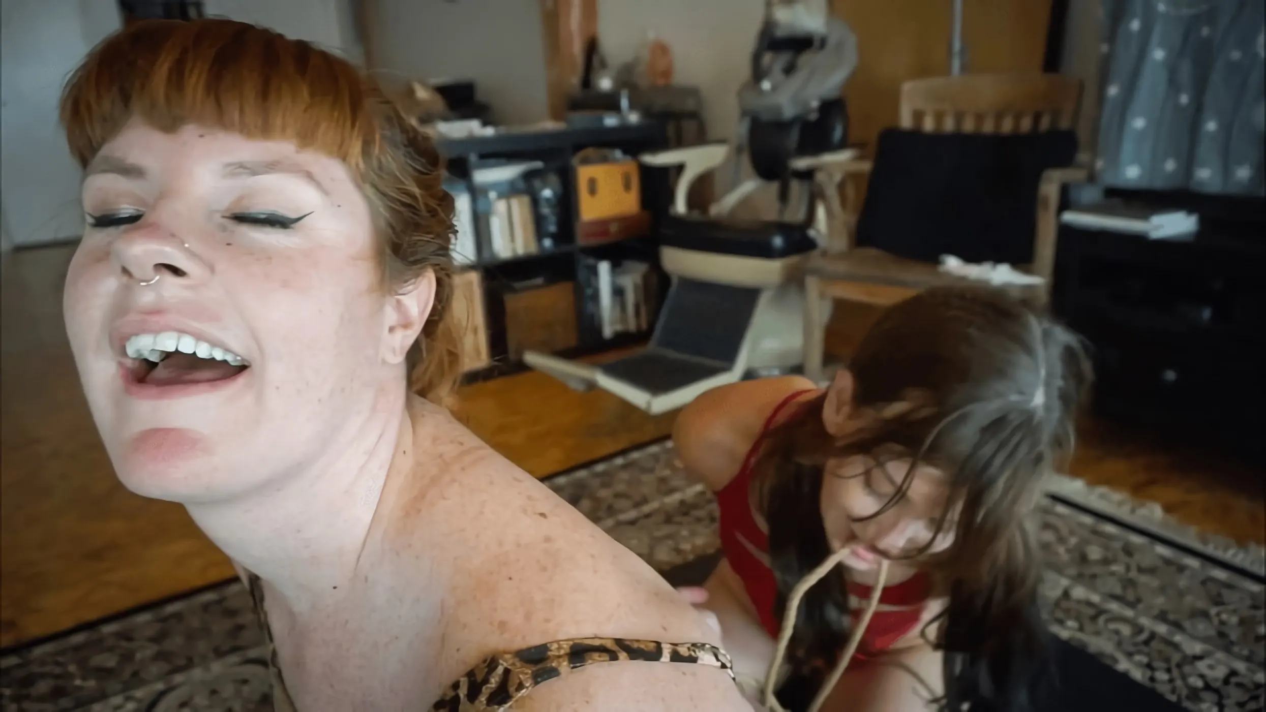 Kink Partners 'Deshazte de estas cuerdas' protagonizando Elise Graves (foto 3)