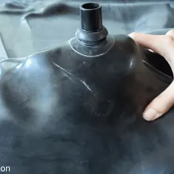 Elise Graves en 'Kink Partners' Envasado al vacío (Miniatura 14)