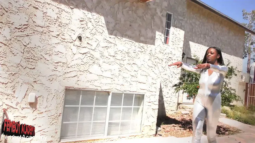 Kink Partners 'スーパーヒロインは私のフェンボットになります' 主演 Entice (写真 4)