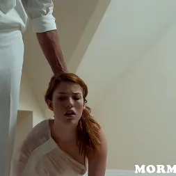 Gwen Stark に 'Kink Partners' 姉妹の恵み:聖約 (サムネイル 1)