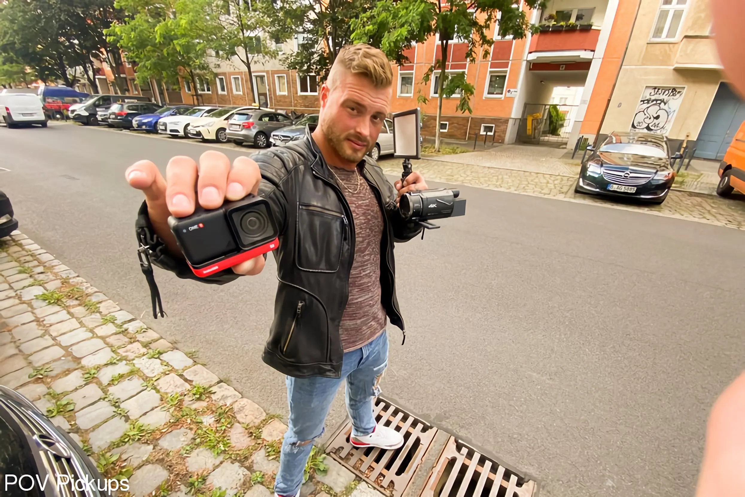 Kink Partners '公共の公園でハーリーン・ファン・ヒュンテンのためのいたずらなファックデート' 主演 Harleen Van Hynten (写真 1)