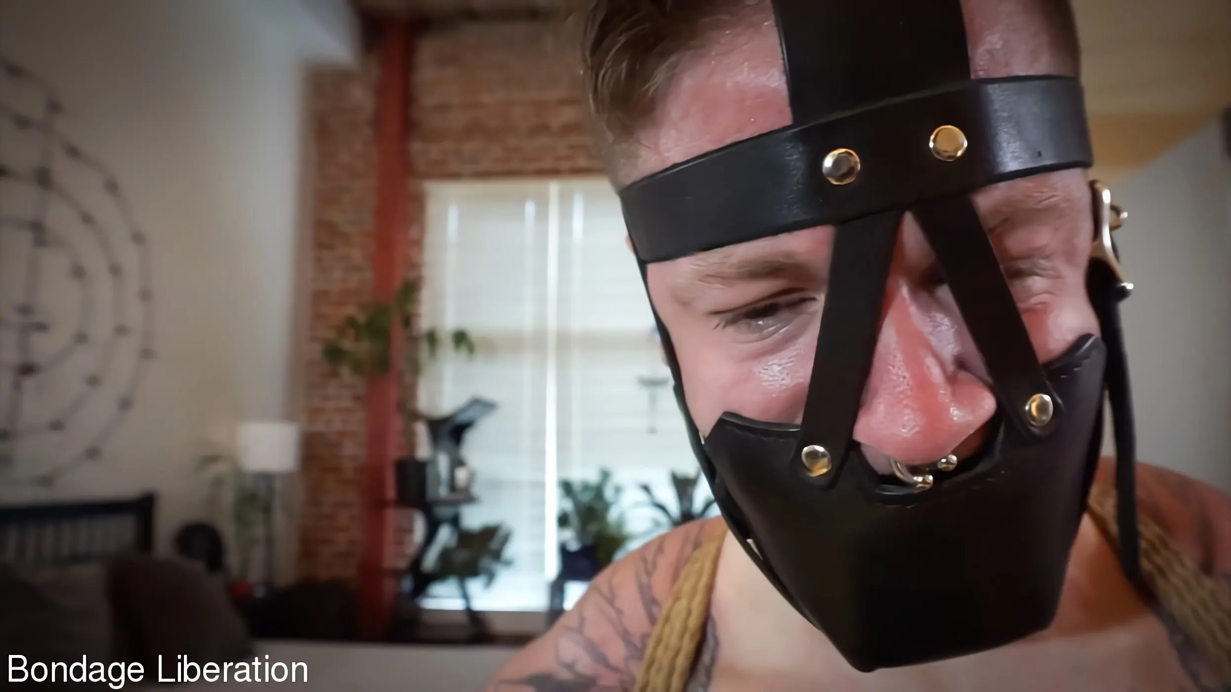 Kink Partners 'Dale a un hombre suficiente cuerda' protagonizando Heavybondage4life (foto 17)