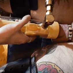 Heavybondage4life en 'Kink Partners' Sin jaulas pero no libres (Miniatura 1)