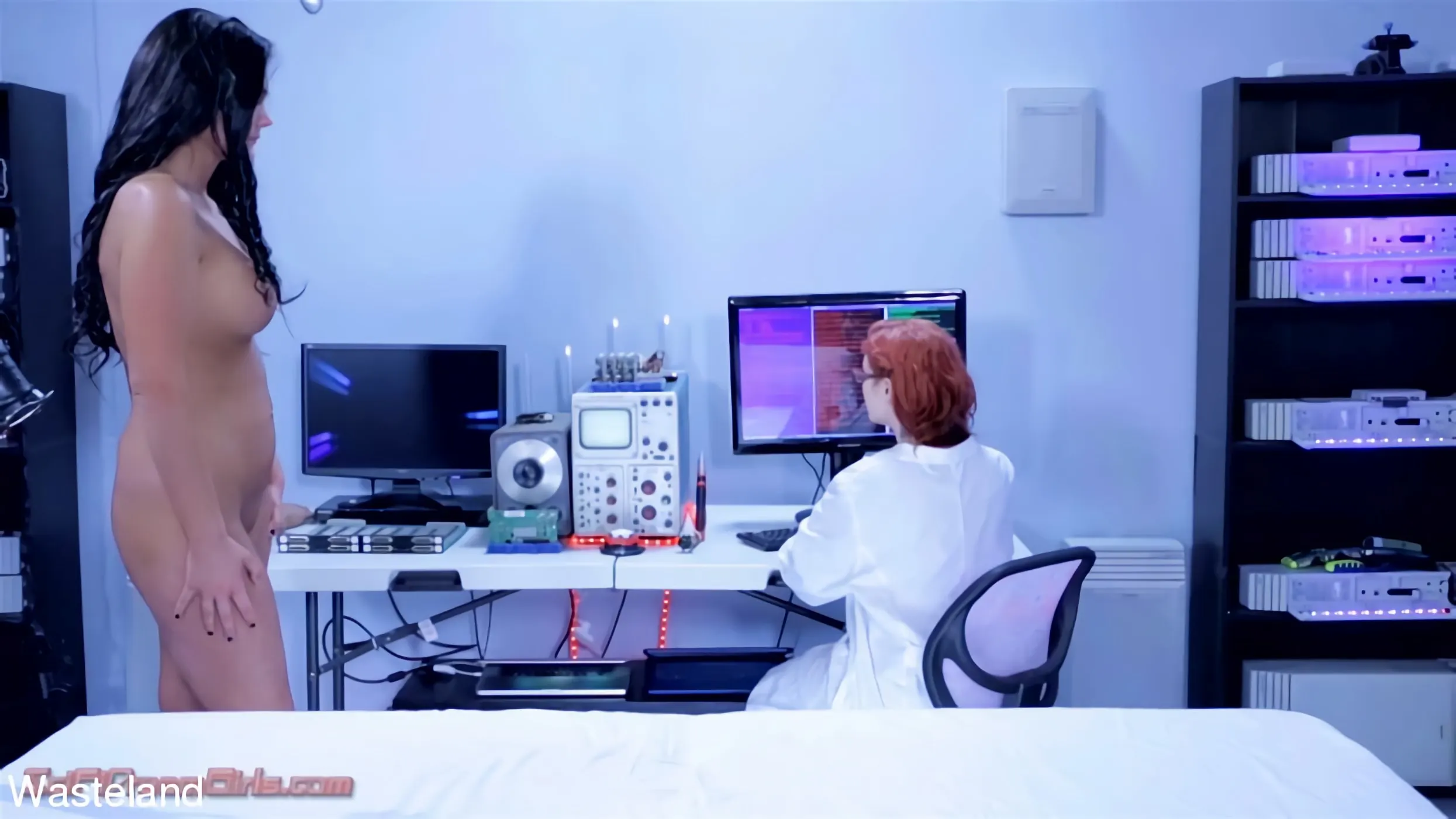 HRX007 Counter SpyBot に 'アシュリーはSFiドリームガールズを発射:カウンタースパイボットhrx007' from 'Kink Partners' (写真 8) Kink Partners 'アシュリーはSFiドリームガールズを発射:カウンタースパイボットhrx007' 主演 HRX007 Counter SpyBot (写真 8)