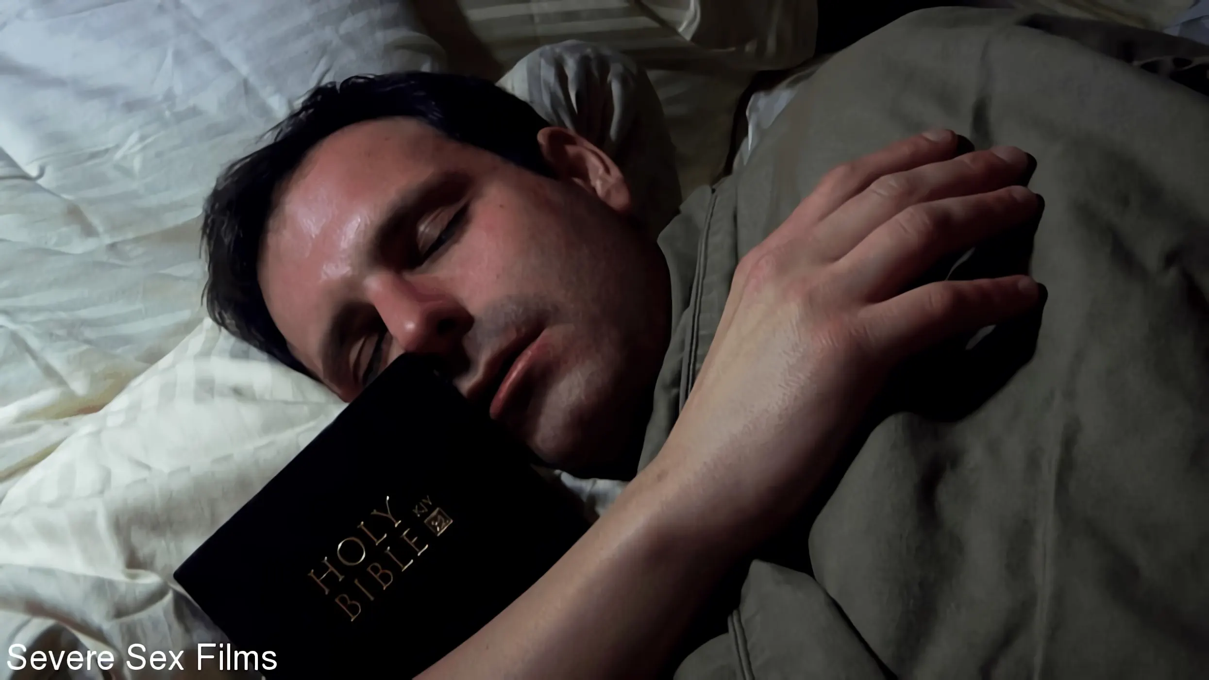 Kink Partners 'Demonizado' protagonizando Jenevieve Hexxx (foto 1)