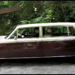 Jenny Hendrix に 'Kink Partners' 霧の中へ - エピソード5:ブラッドは誰ですか (サムネイル 5)