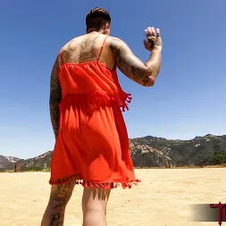 Jiz Lee に 'Kink Partners' 砂漠でのジズとラッカスファック (サムネイル 28)