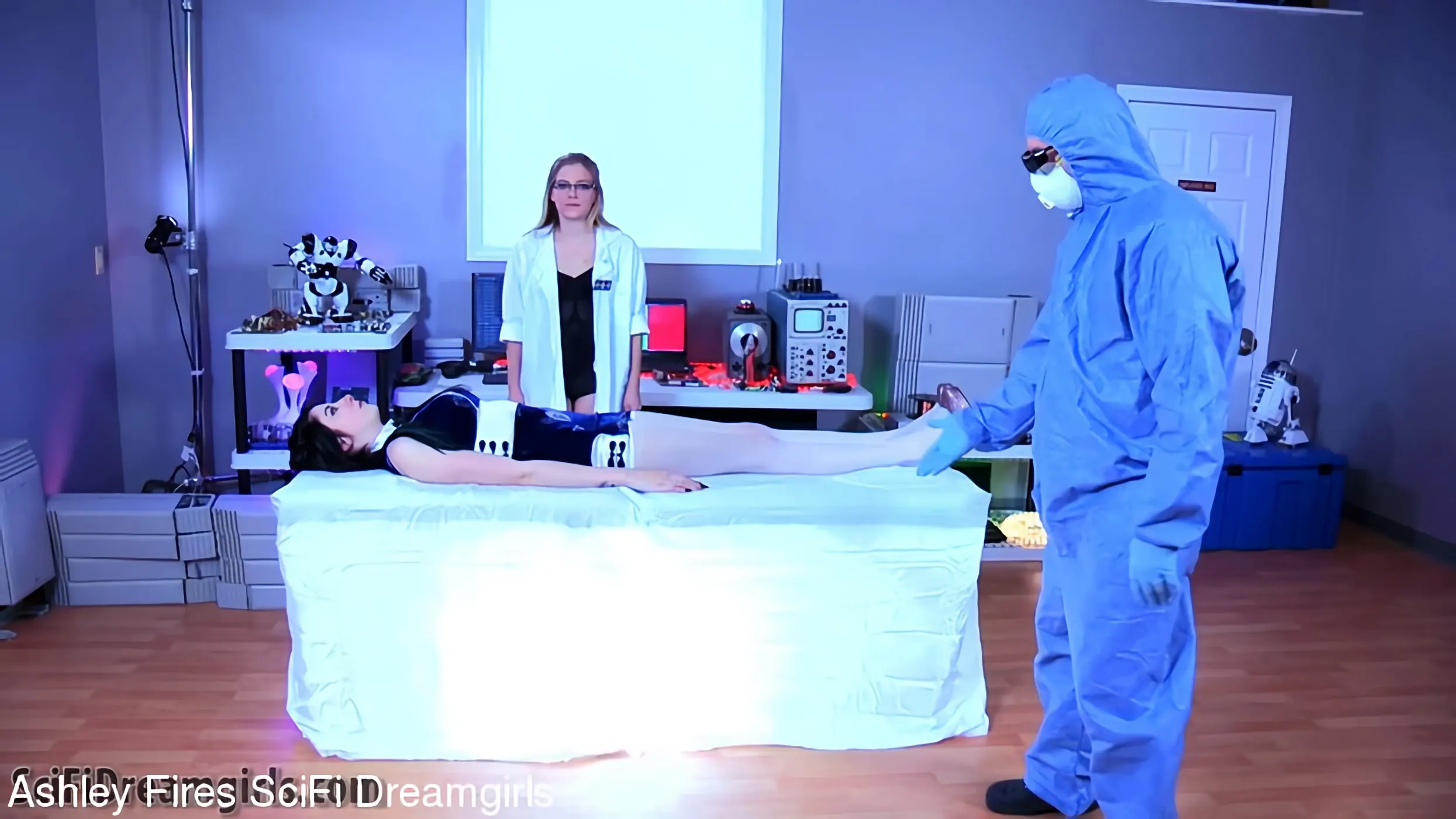 Katrina B に 'アシュリーは、SFiドリームガールズエピソードを発射: サボタージュ' from 'Kink Partners' (写真 8) Kink Partners 'アシュリーは、SFiドリームガールズエピソードを発射: サボタージュ' 主演 Katrina B (写真 8)