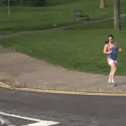 Kimmie Foxx に 'Kink Partners' アナルファックバニーのキミーは、適切なドキドキを切望 (サムネイル 1)