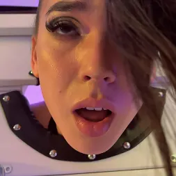 King Noire に 喜びと賞賛:王ノワールが支配するケイシー・ケイ (写真 5) King Noire に 'Kink Partners' 喜びと賞賛:王ノワールが支配するケイシー・ケイ (サムネイル 5)