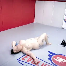 Kyra Rose in 'Kink Partners' vs Nikki Sequioa (Thumbnail 84)