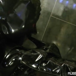Lady Ashley に 'Kink Partners' ブラックゴム (サムネイル 3)