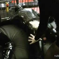 Lady Ashley en Deviant: Capítulo dos (foto 9) Lady Ashley en 'Kink Partners' Deviant: Capítulo dos (Miniatura 9)