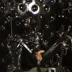 Lady Ashley in Quoad Locus: Schwanzpresse (Photo 5) Lady Ashley in 'Kink Partners' Quoad Locus: Schwanzpresse (Thumbnail 5)