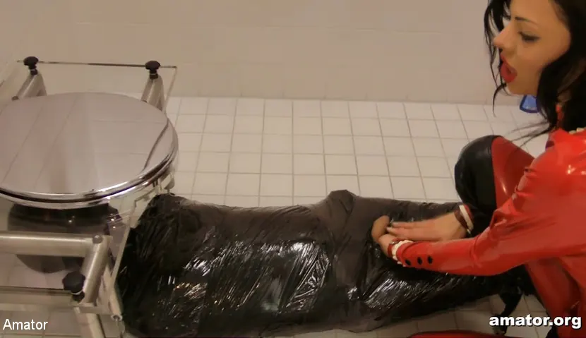 Kink Partners 'クアド・ローカス: wc' 主演 Lady Ashley (写真 6)