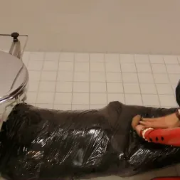 Lady Ashley に 'Kink Partners' クアド・ローカス: wc (サムネイル 6)