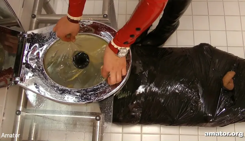 Lady Ashley に 'クアド・ローカス: wc' from 'Kink Partners' (写真 11) Kink Partners 'クアド・ローカス: wc' 主演 Lady Ashley (写真 11)