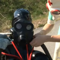 Lady Bijou en 'Kink Partners' Clínica de pups de goma (3 de 3) (Miniatura 17)