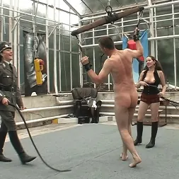 Lady Bijou に 'Kink Partners' シュタージガール (サムネイル 2)