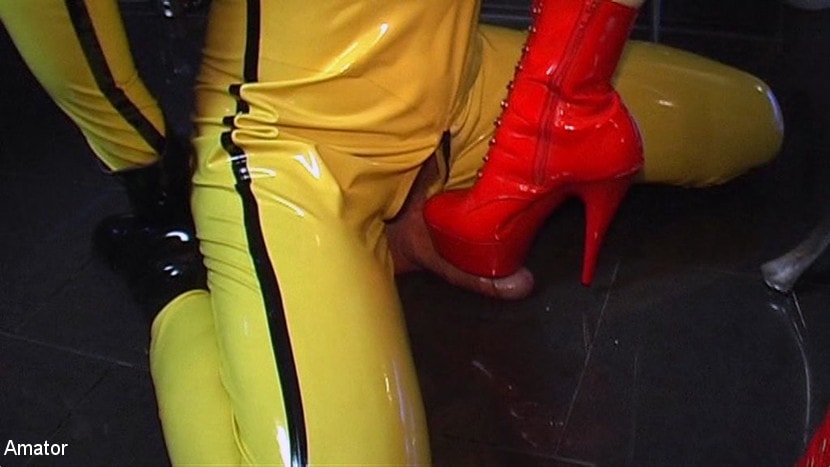Kink Partners 'Rubber Goddess - A Classic (Part 1 of 3)' starring Lady Kate (Photo 3)