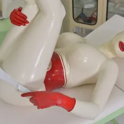 Latex Lucy に 私のゴム製のスーツで一人で (写真 6) Latex Lucy に 'Kink Partners' 私のゴム製のスーツで一人で (サムネイル 6)