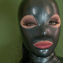 Latex Lucy in 'Kink Partners' Be Prepared to Worship! (Thumbnail 7)