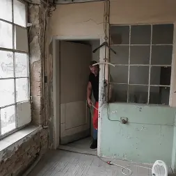 Lenna Ross に 'Kink Partners' gets dominated hard (サムネイル 1)