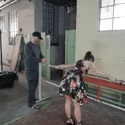 Lenna Ross に 'Kink Partners' tied up and dominated (サムネイル 9)