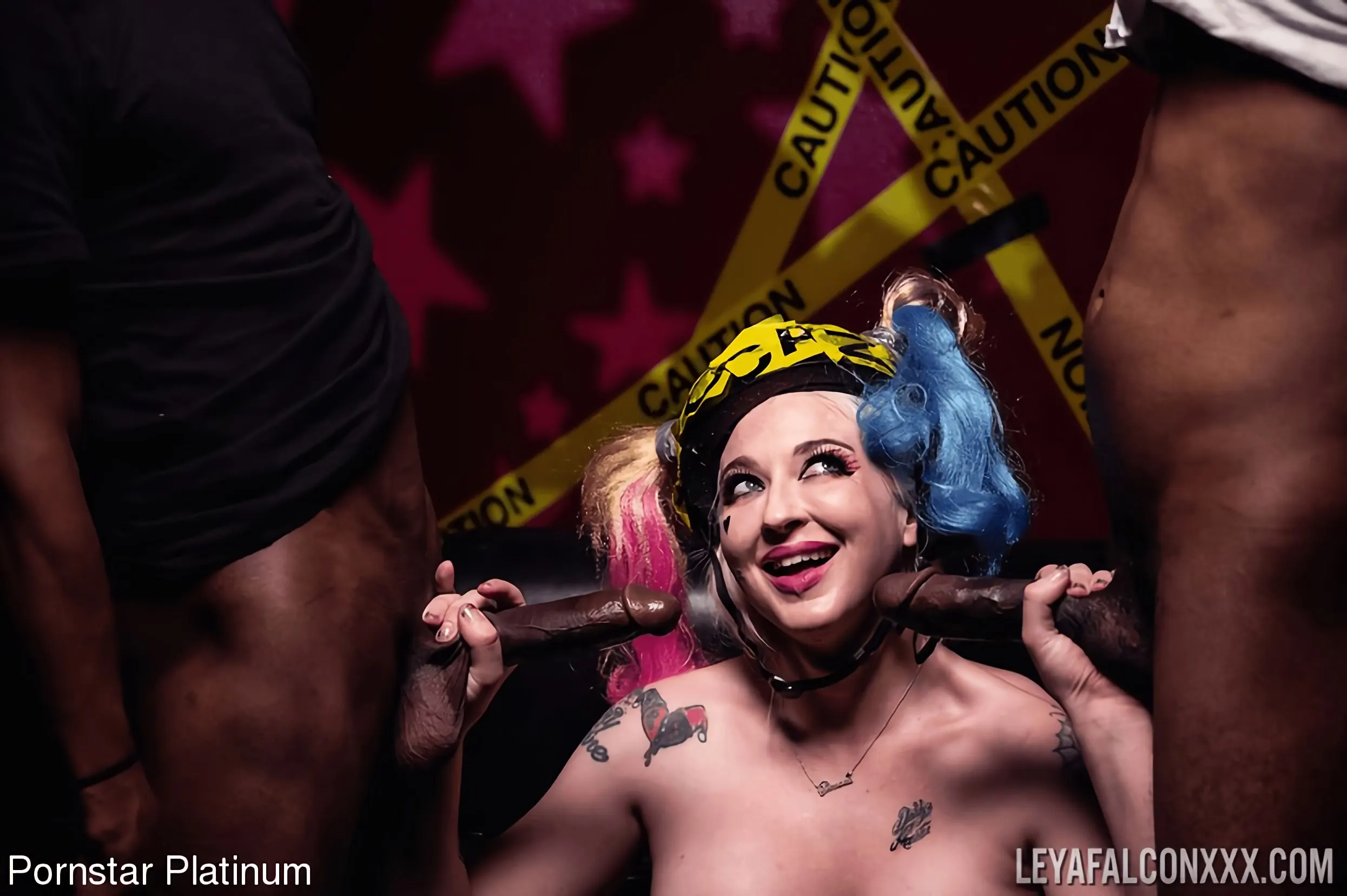 Kink Partners 'in Caution: Please Disturb with those 2 Cocks!' protagonizando Leya Falcon (foto 26)