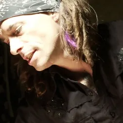 Lily Ligotage に 'Kink Partners' 真実の探求者 (サムネイル 5)