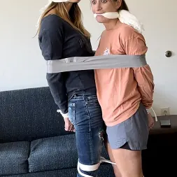 London Evans in Struggling Writer (Photo 1) London Evans in 'Kink Partners' Struggling Writer (Thumbnail 1)