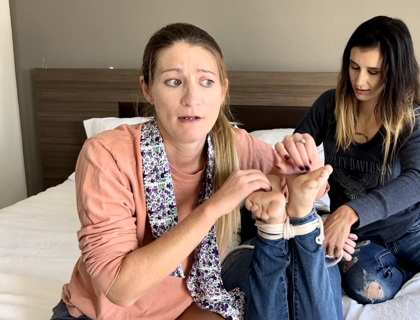 Kink Partners 'Struggling Writer' starring London Evans (Photo 8)